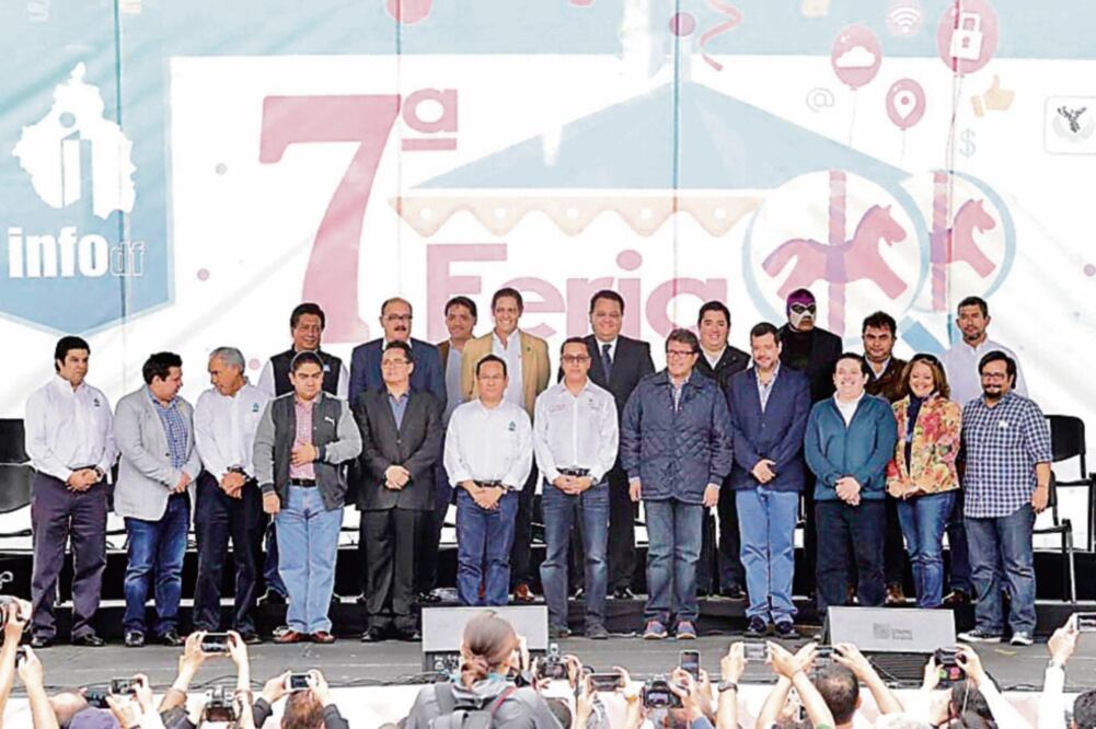 La Séptima Feria de la Transparencia se realizó en la Columna del Ángel de la Independencia (ESPECIAL)