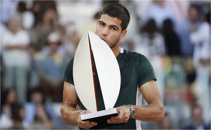 Carlos Alcaraz aplasta a Zverev y es campeón del Mutua Madrid Open