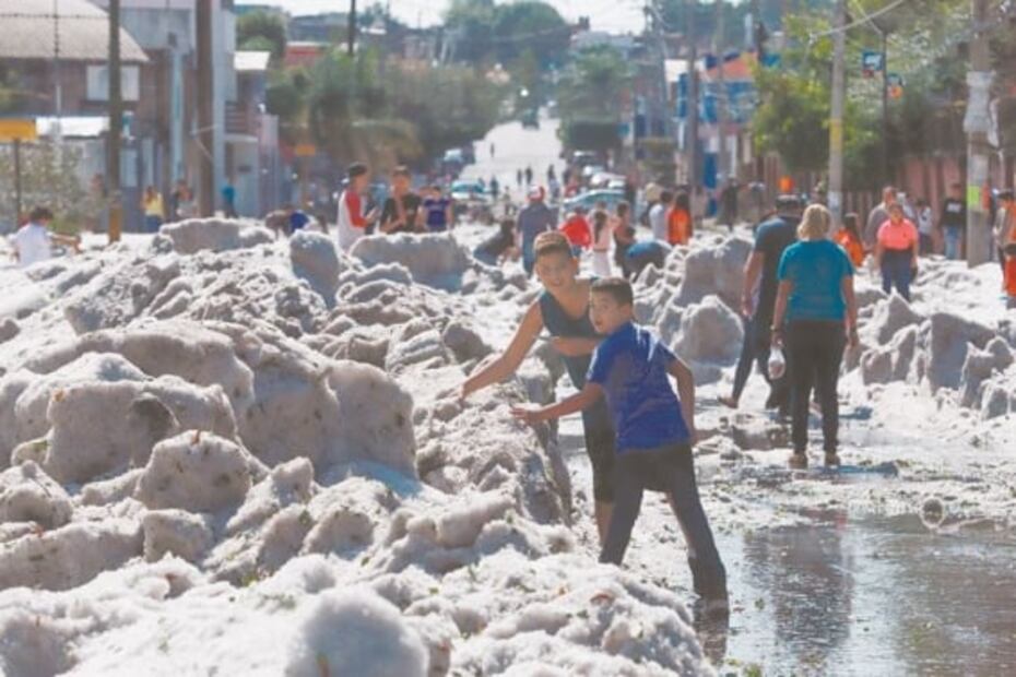 Granizada en Jalisco deja daños en más de 450 casas