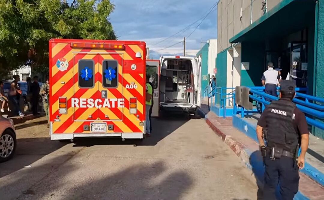 Evacuan a 29 pacientes y personal del IMSS en Empalme, Sonora por corto circuito. Foto: Especial