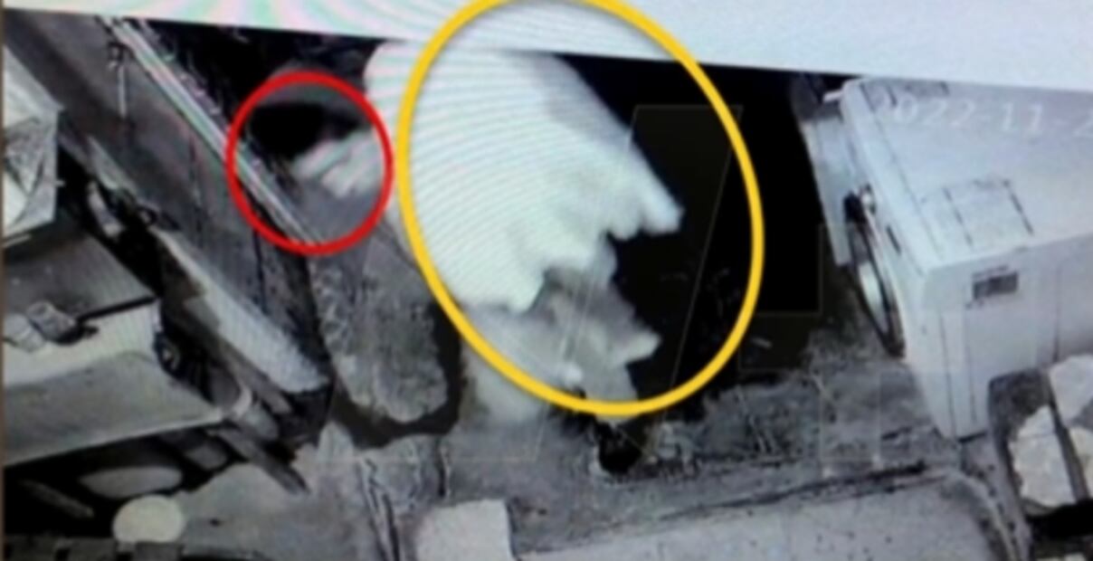Video. Cámaras revelan el momento en que tíos del niño Fredy abandonan su cadáver en callejón