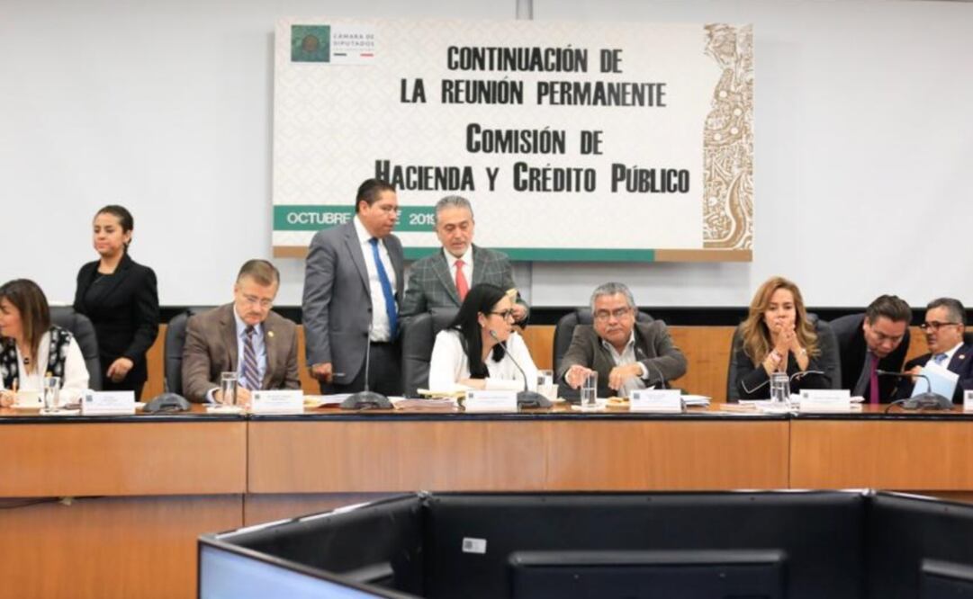 Trabajos de la Comisión de Hacienda y Crédito Público. Foto: Twitter @NoticiaCongreso