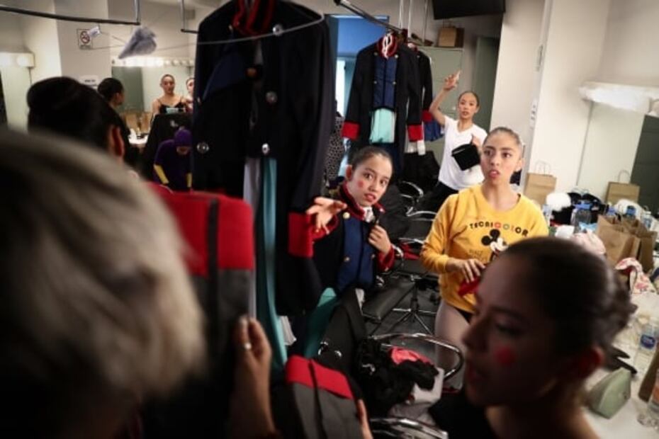 Así se preparan los bailarines para "El Cascanueces"; entretelones de un ensayo