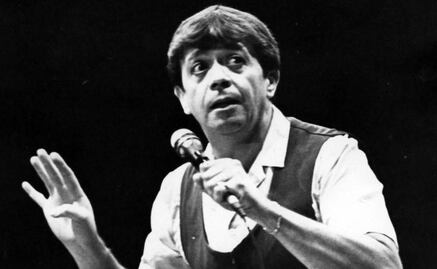 AMLO lamenta fallecimiento de "Chabelo"; "mi hijo mayor se despertaba temprano para verlo hace más de 40 años"