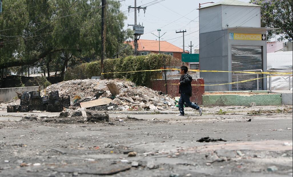 Recorrido por el campamento irregular Colector 13 en Lindavista después de un incendio ocurrido la semana pasada, el 6 de mayo de 2025. Foto: Darío Luna / EL UNIVERSAL