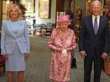 "Yo te serviré": la curiosa prohibición de la reina Isabel II al presidente Joe Biden