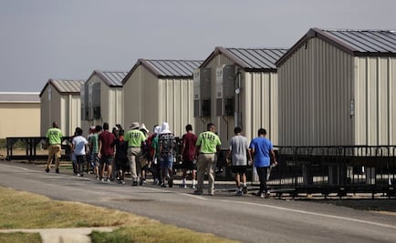 Abren nuevo centro de detención para menores migrantes en Texas