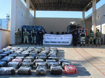 Aseguran más de 2.8 toneladas de cocaína y combustible en operativos marítimos entre Los Cabos y Mazatlán; hay 9 detenidos
