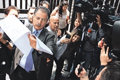 Ortega denuncia a AMLO; él se defiende