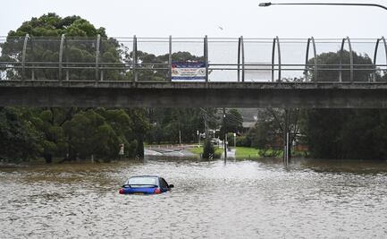 Miles de personas reciben orden de desalojar en Australia por severas inundaciones