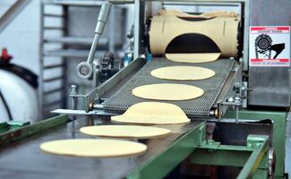 Sheinbaum descarta alza en precio de la tortilla; "no hay ninguna razón", afirma