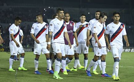 Chiapas viene de atrás y derrota 4-3 a Chivas
