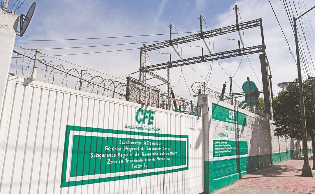 El dictamen que da preferencia a la CFE para proveer energía se perfila aprobar hoy en comisiones de la Cámara Baja. Foto: ARCHIVO EL UNIVERSAL