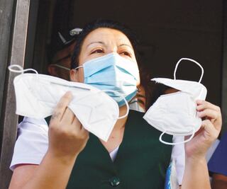 “Nos estamos infectando, no tenemos insumos”, reclama personal médico