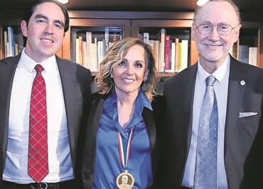 AMDC entrega la medalla al mérito empresarial 2022