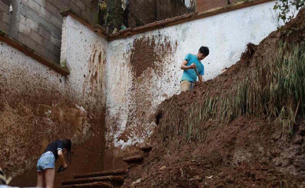 Las zonas más afectadas por los deslaves son Magdalena Chichicaspa, San Francisco Dos Ríos y en San José Huilotepan. Foto: Especial