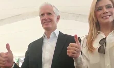 “Debe ser una fiesta democrática para todos”, dice Del Mazo al votar en Huixquilucan