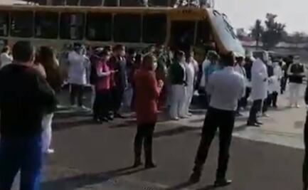 “Ay, ay, ay, ay, canta y no llores”: Así reciben en el Autódromo a médicos de Operación Chapultepec