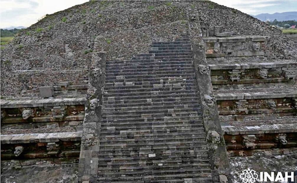 El Templo de Quetzalcóatl necesita
techumbre para detener los daños. Foto: Archivo EL UNIVERSAL