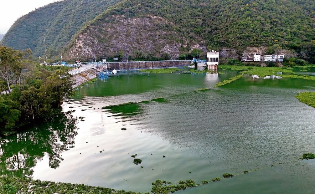 Valle de Bravo, que abastece al Sistema Cutzamala, alcanzó en octubre 97% de su capacidad: Conagua. Foto: Diego Prado / EL UNIVERSAL