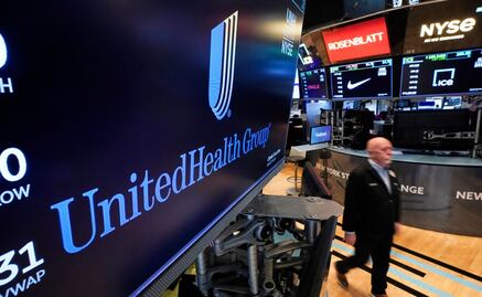 Dimite el CEO de UnitedHealth "por razones personales"; acciones de la compañía se desploman 12.08% tras anuncio