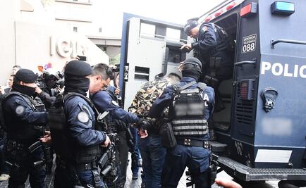 Authorities find tunnels, drug laboratories, marijuana, and cocaine in Mexico City