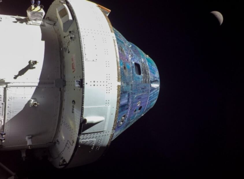 Artemis I: Orion capta primeros planos de la Luna