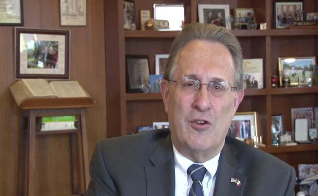 El embajador Wayne compartió momentos destacados de su estancia en México. Foto: Tomada del video