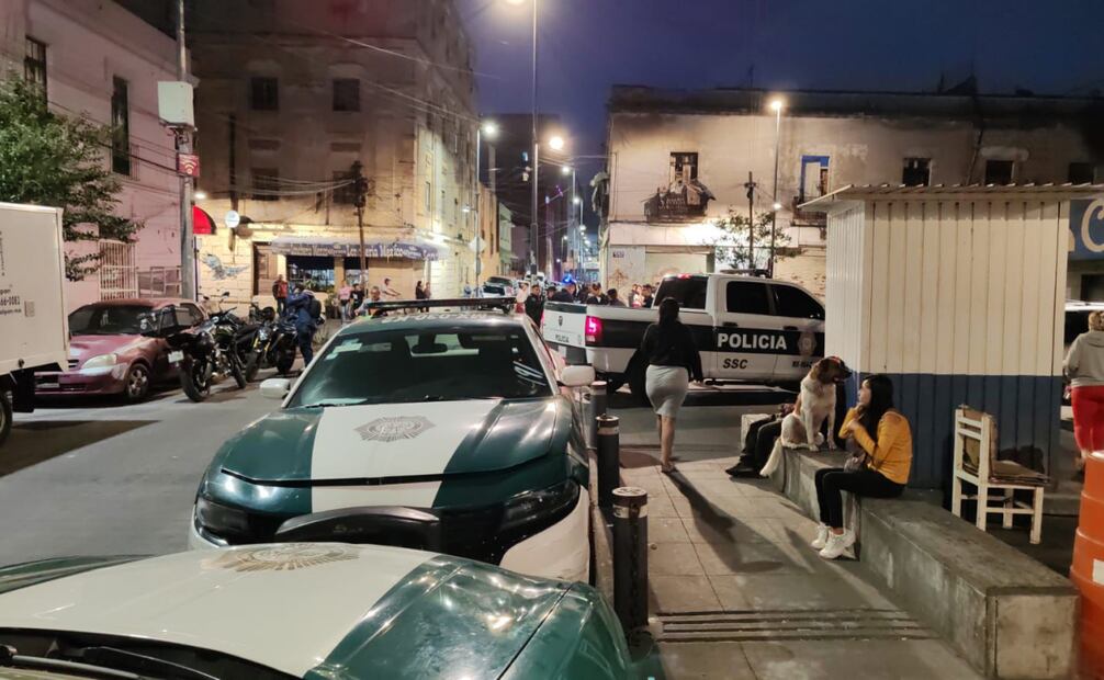 Personal médico concluyó que el hombre murió por impactos de arma de fuego (07/11/2024). Foto: Especial
