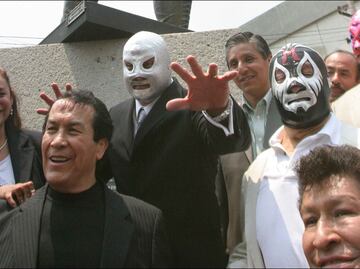 Mundo de la lucha libre lamenta la muerte del Perro Aguayo