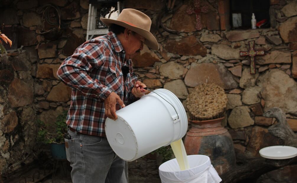 Proceso de elaboración del queso. Foto: Alan Nájera / El Universal