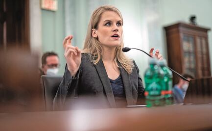 Denunciante de Facebook pide regulación