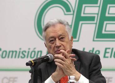 Integrantes de Futuro 21 denuncian ante FGR a Bartlett por enriquecimiento ilícito