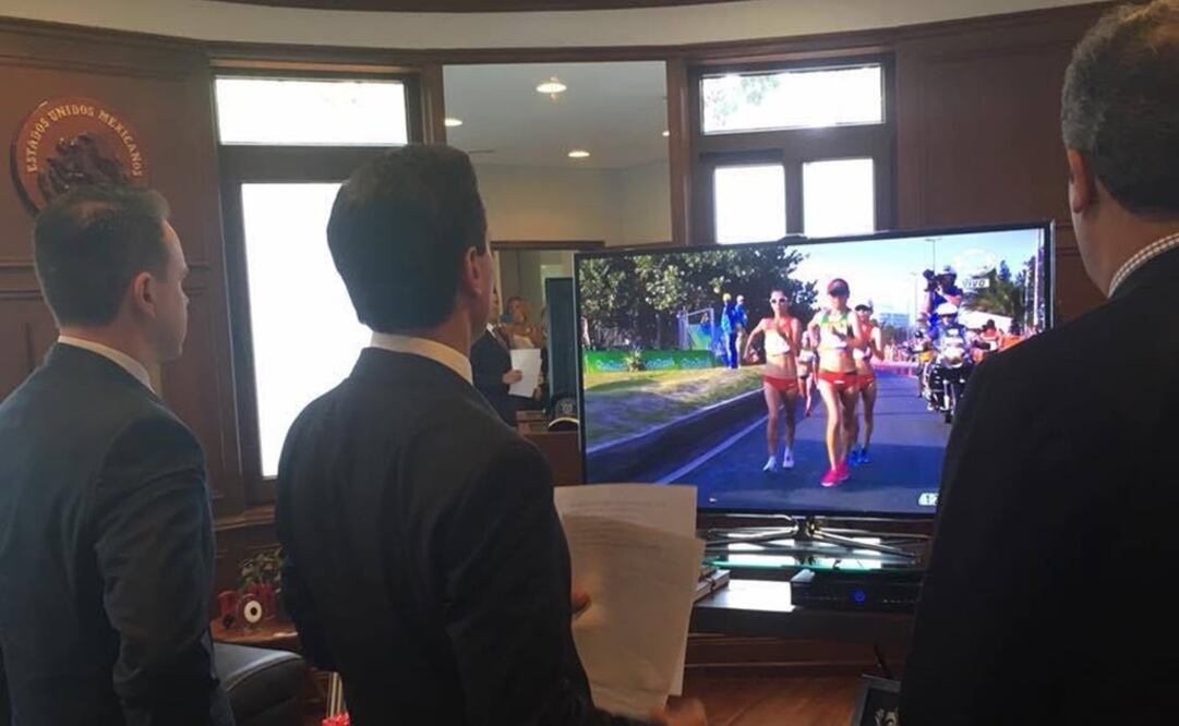 Peña Nieto y Castillo felicitan a Lupita González por medalla de plata