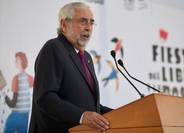 Leer es resistir: Inauguran la Fiesta del Libro y la Rosa 2022