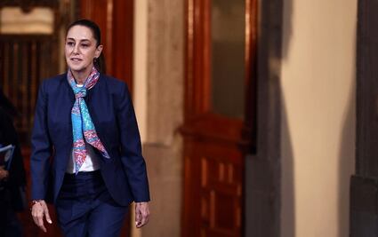 Sheinbaum no reporta “daños graves” por huracán Lorena; pide información a Protección Civil