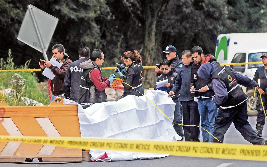 En lo que va del año ladrones han “robado” la vida a varios usuarios. Autoridades aseguran que el robo en el transporte público ha disminuido 2% durante los primeros 10 meses del presente año (ARCHIVO EL UNIVERSAL)