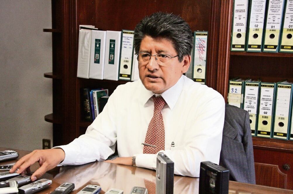 El legislador Francisco Martínez Neri expresó su rechazo al uso de las fuerzas policiacas como mecanismo de presión política (ARCHIVO EL UNIVERSAL)