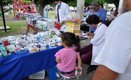 Farmacias descartan desabasto de medicinas