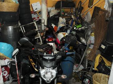 Investigan 9 motos halladas en predio invadido en La Condesa