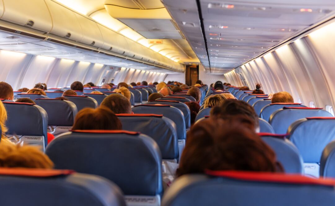 El sitio web SeatGuru te muestra un mapa detallado del interior del avión. (Foto: iStock)