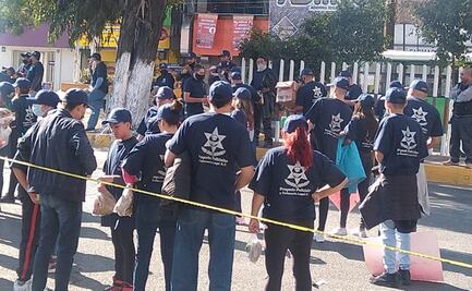 Supuestos policías bloquean la México-Texcoco; demandan prestaciones laborales
