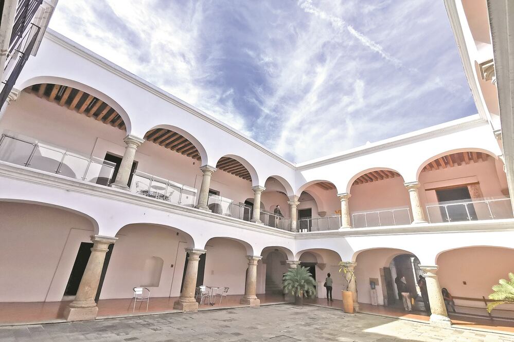 Personal del MACO pide el pago de adeudos y certeza laboral. Foto: ARCHIVO EL UNIVERSAL