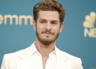 Captan a Andrew Garfield en playas mexicanas de vacaciones: fans reaccionan con memes
