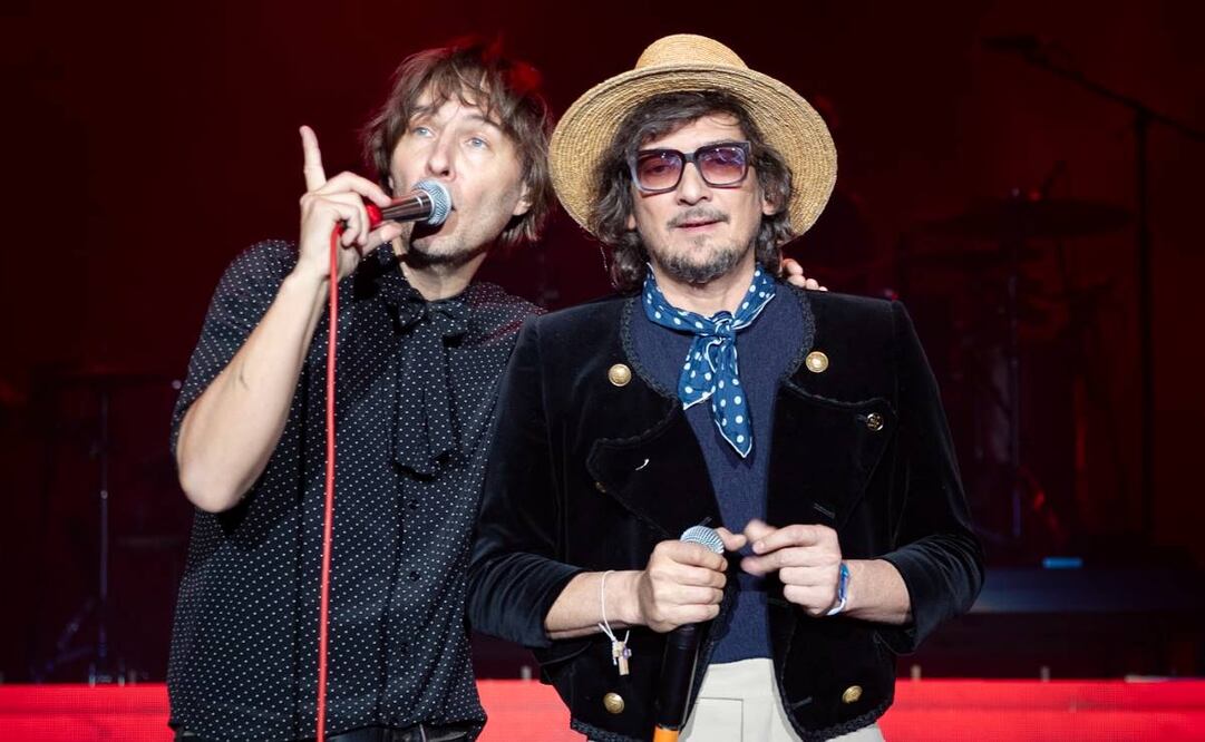 Phoenix Thomas Mars y León Larrégui. Foto: OCESA.