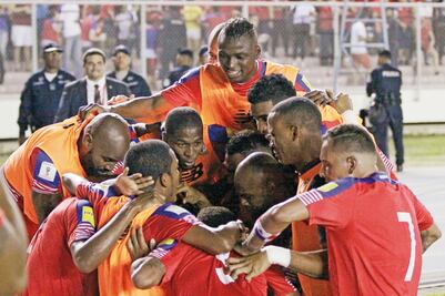 Panamá mantiene sueño de Mundial