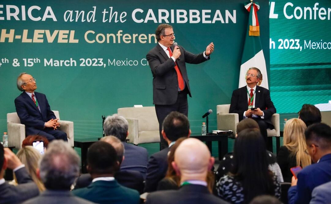 Marcelo Ebrard en Foro STS con líderes de Ciencia y Tecnología / Foto Twitter: @ComceOficial