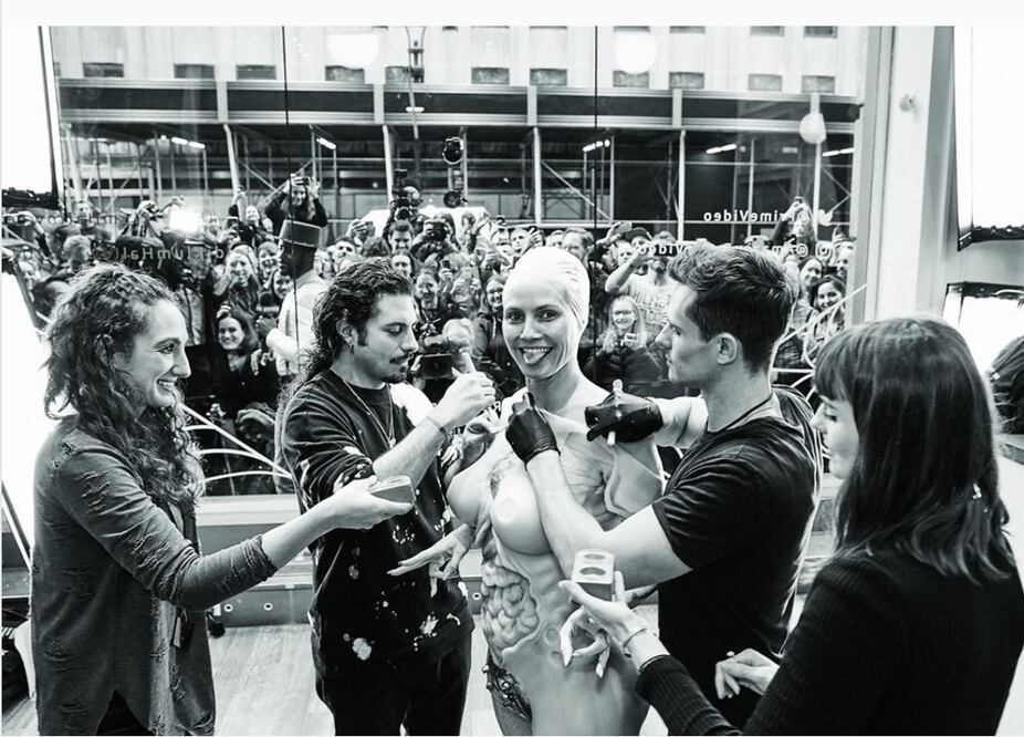 La top model alemana comparte todos los detalles de su disfraz de Halloween con sus fans Foto: Instagram