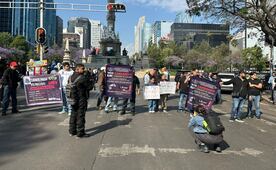 Conductores de Uber causan afectaciones viales en Polanco; policía capitalina tiene breve enfrentamiento