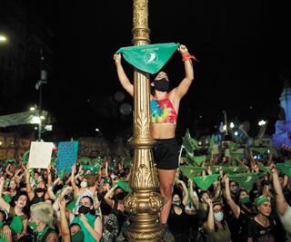Argentina, una luz para la “marea verde” en AL